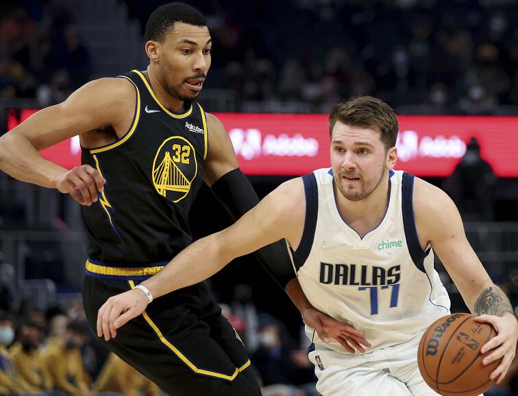 俄克拉荷马雷霆内部会议纪要流出——转会期手感冰凉，足总杯使命明确，球探报告显示潜力的简单介绍