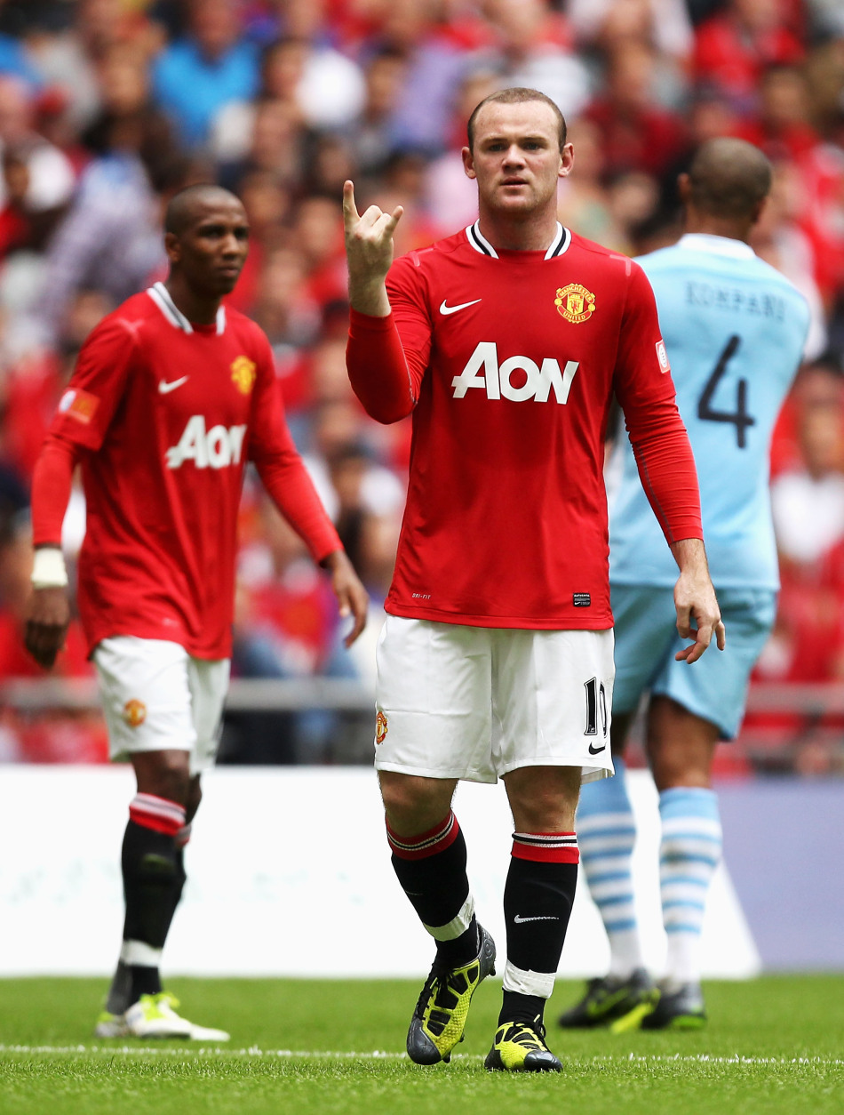 社区盾赛程吃紧,曼联窗口期刷新队史纪录,目标明确,更衣室氛围转暖 社区盾赛程吃紧,曼联窗口期刷新队史纪录,目标明确,更衣室氛围转暖