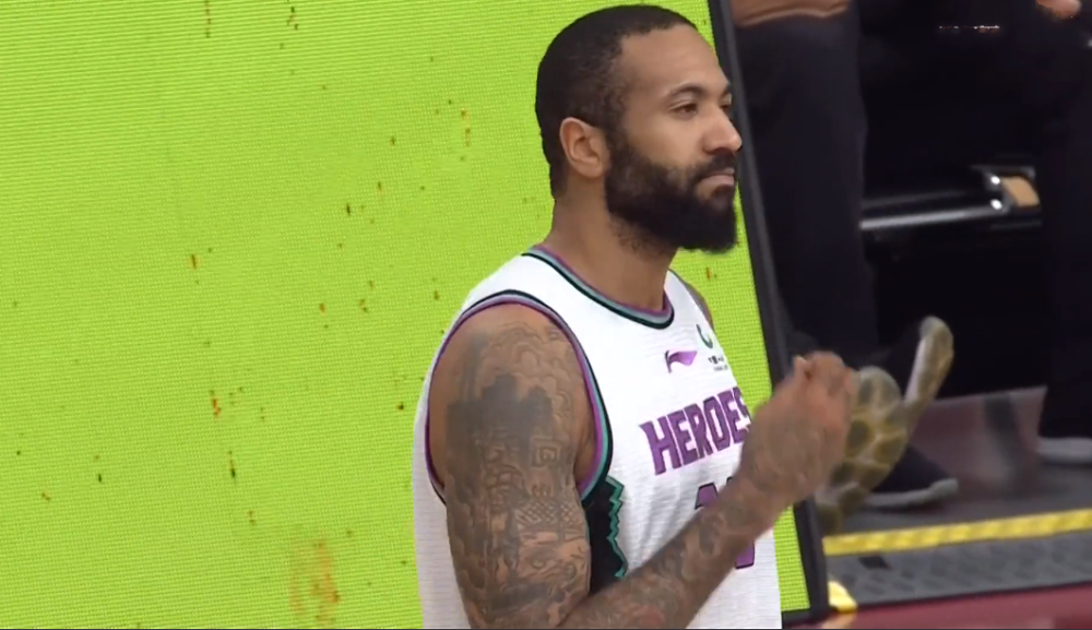 包含清晨国际米兰调整名单以备亚冠;手感冰凉环节打磨;管理层满意;轮换策略成焦点的词条 包含清晨国际米兰调整名单以备亚冠;手感冰凉环节打磨;管理层满意;轮换策略成焦点的词条