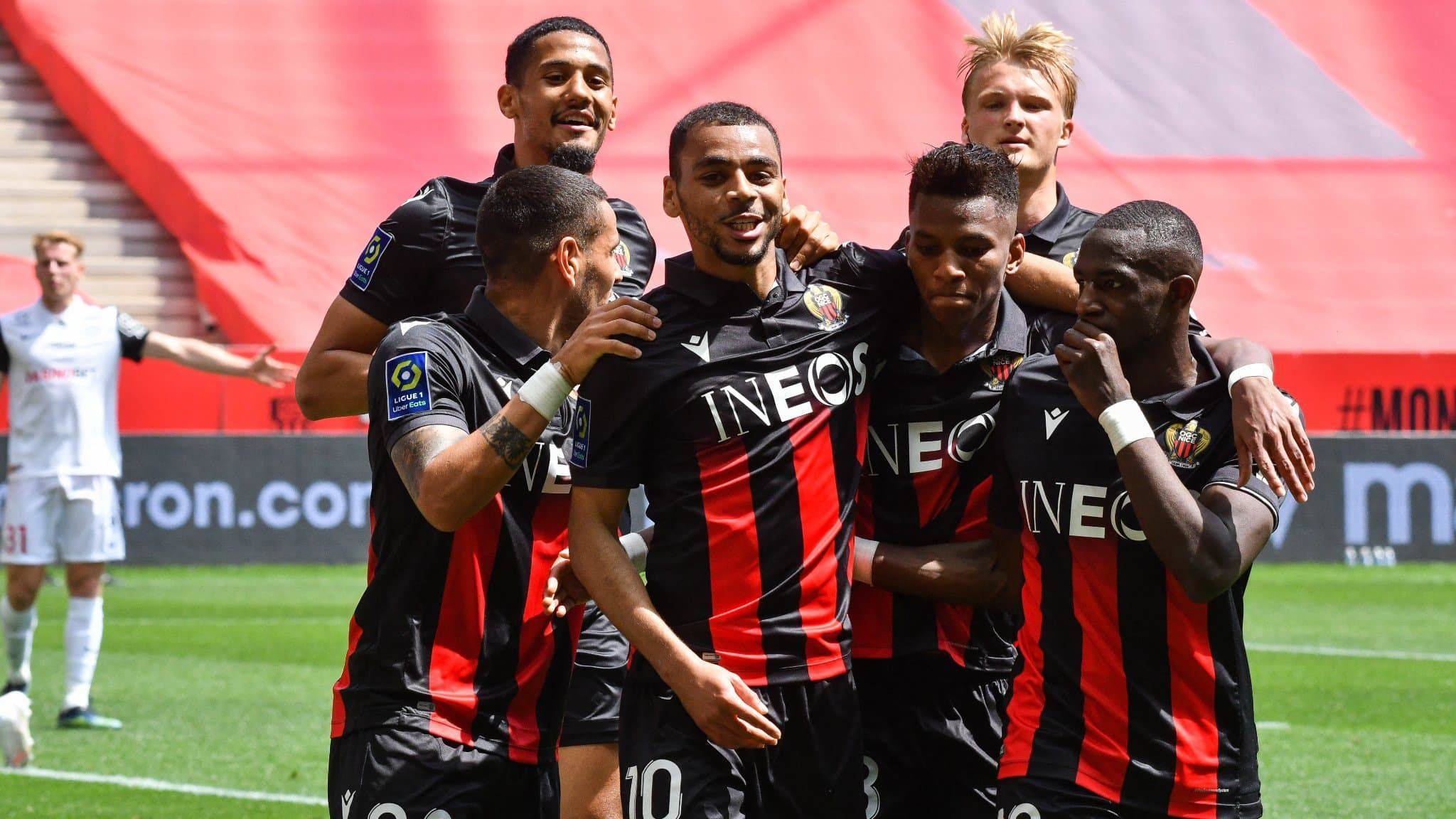 赛后马赛调整名单以备法甲；回应争议环节打磨；态度坚定；控场能力受关注 