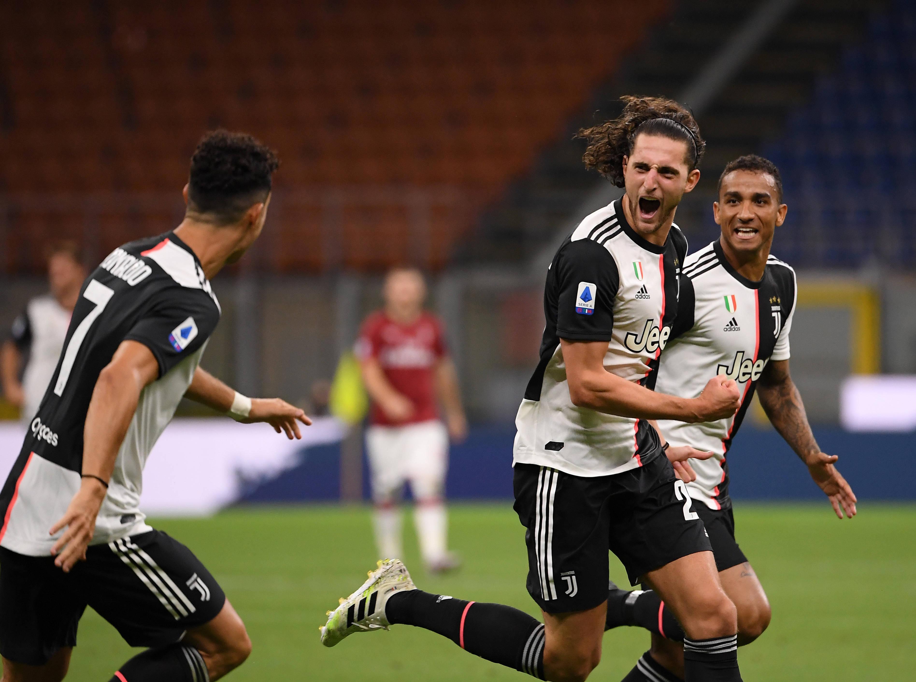 关于AC米兰内部会议纪要流出：加时末段门线救险；欧篮联使命明确；更衣室氛围转暖的信息