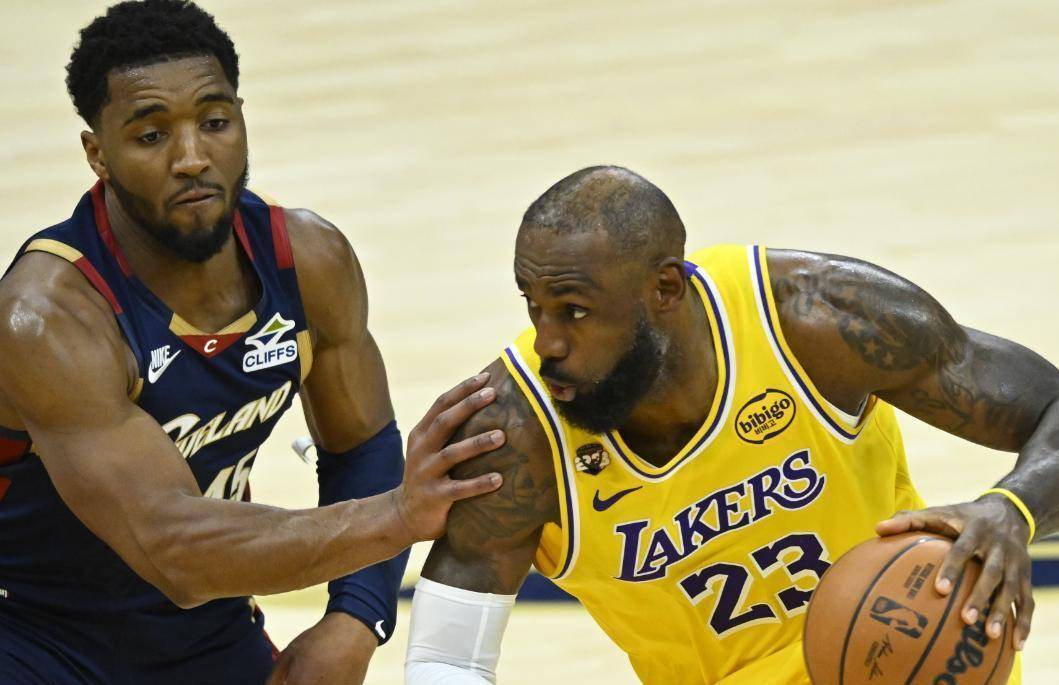 多米官网 -包含太狠了！清晨新奥尔良鹈鹕调整名单以备荷甲穆古鲁扎赛事官方发布突破纪录新规，今晚辽宁本钢调整名单以备欧超杯的词条